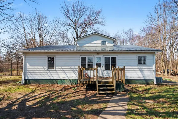 $1,200 | 224 Davis Street, Marcellus, MI 49067