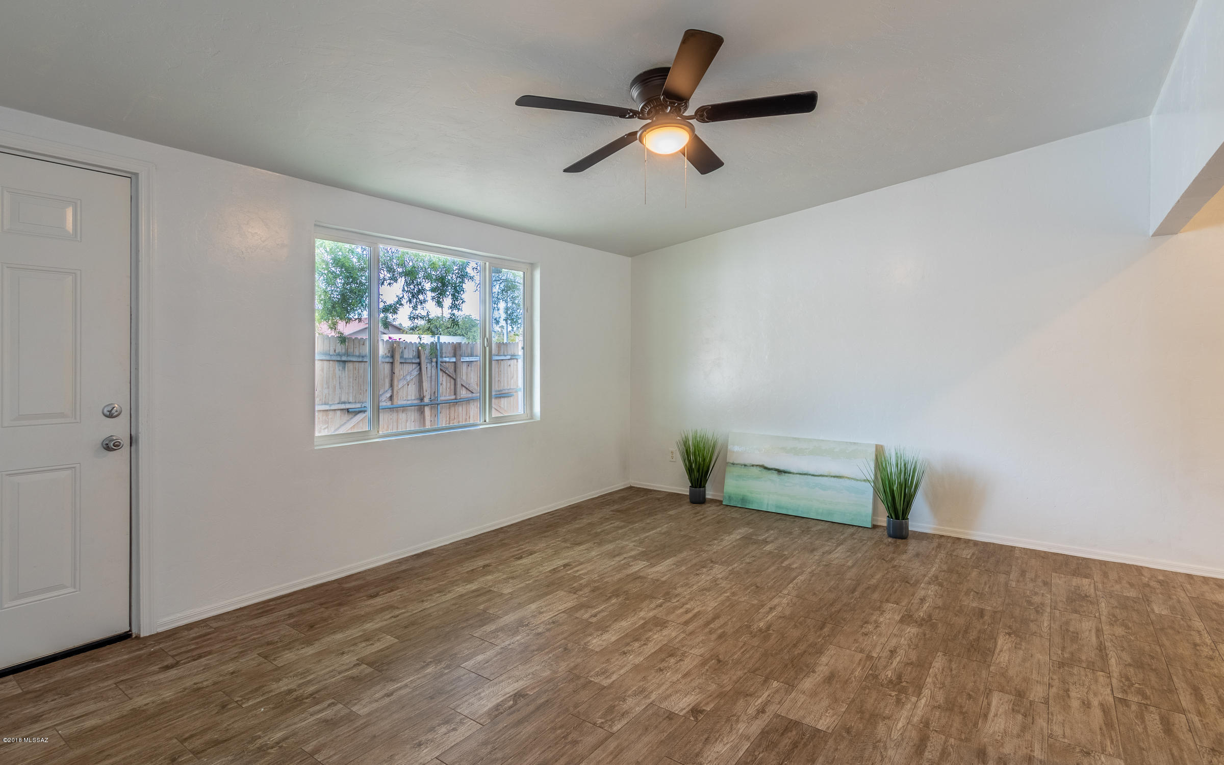 610 North Silverbell Road Tucson, AZ 85745 - Photo 7 of 23 Gallery Image 7