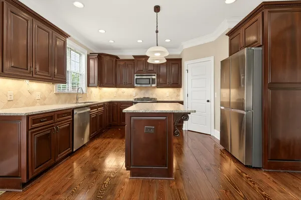 $689,900 | 9055 Winterton Street, Evans, GA 30809