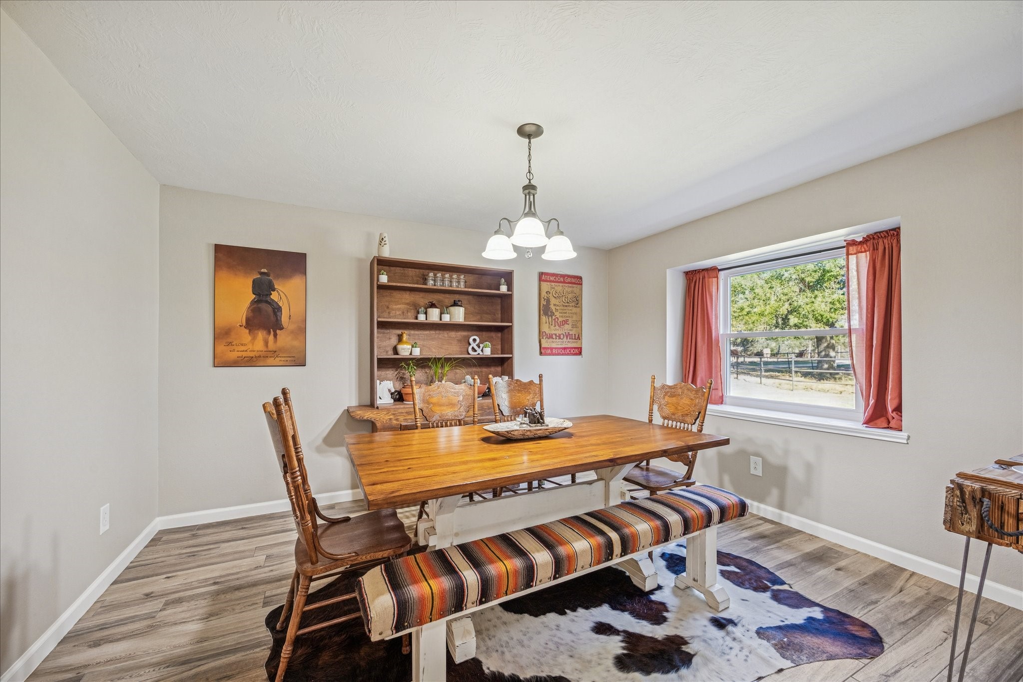 19115 Frey Road Hempstead, TX 77445 - Photo 6 of 35 a dining room with furniture and window