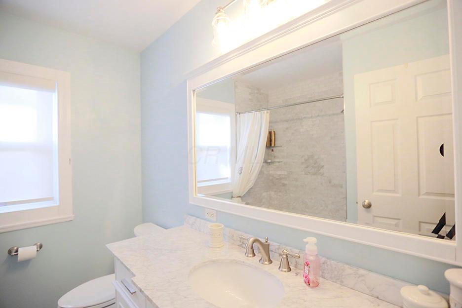 3173 Redding Road Columbus, OH 43221 - Photo 9 of 31
