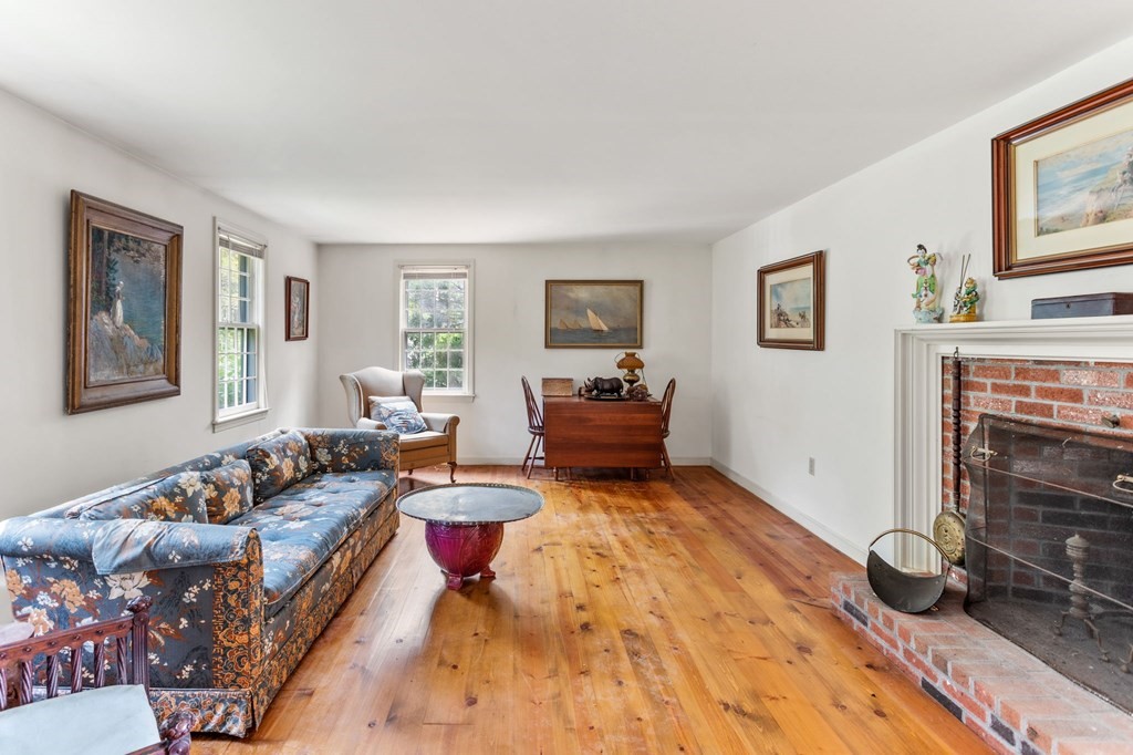 25 Amy Brown Road Mashpee, MA 02649 - Photo 14 of 27