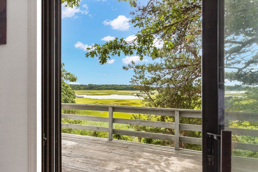 25 Amy Brown Road Mashpee, MA 02649 - Photo 16 of 27