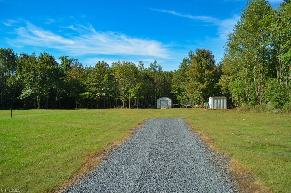448 Brintle Road Reidsville, NC 27320 - Photo 2 of 42 Gallery Image 2