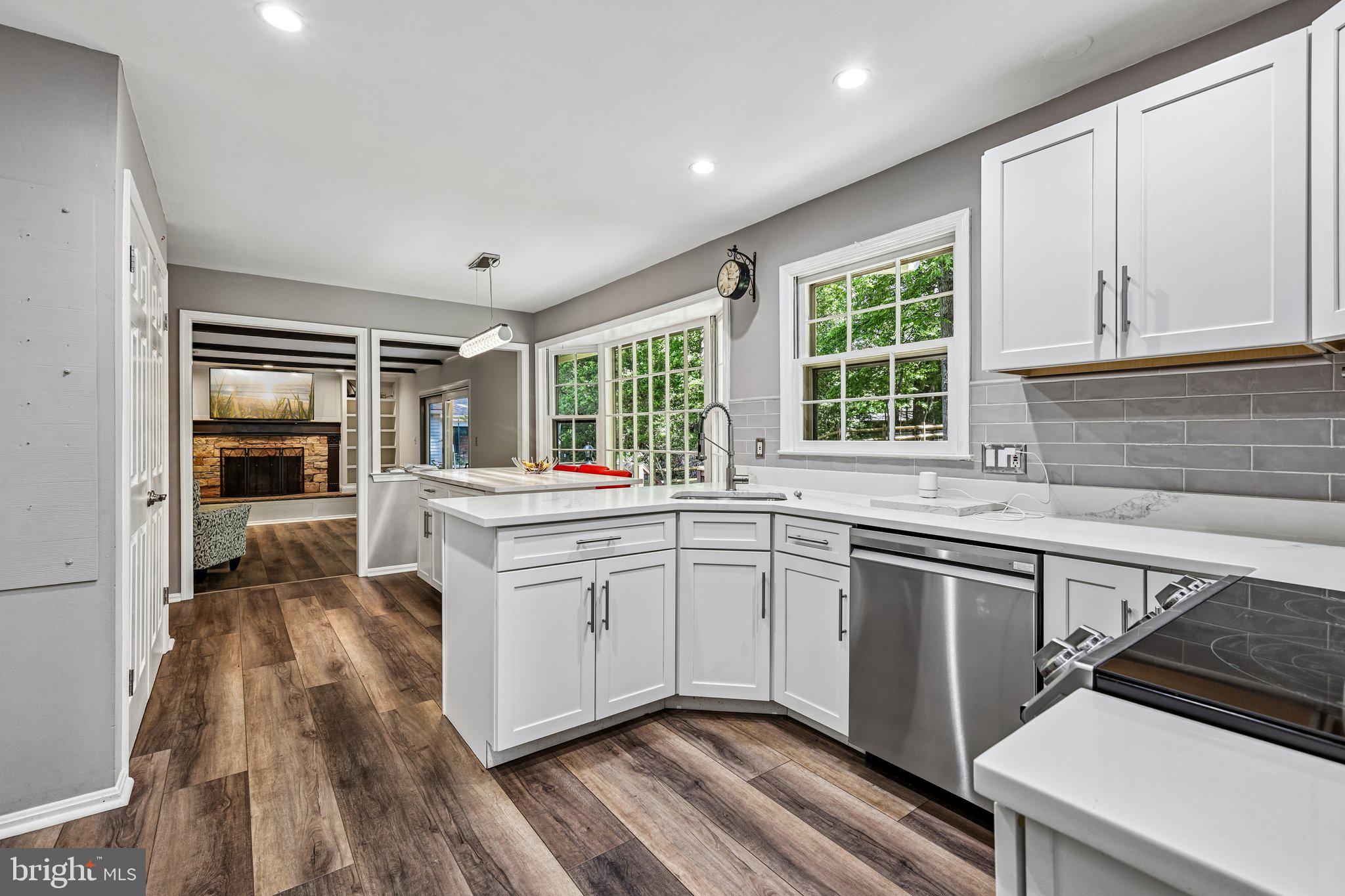 2484 Freetown Drive Reston, VA 20191 - Photo 17 of 63 Kitchen