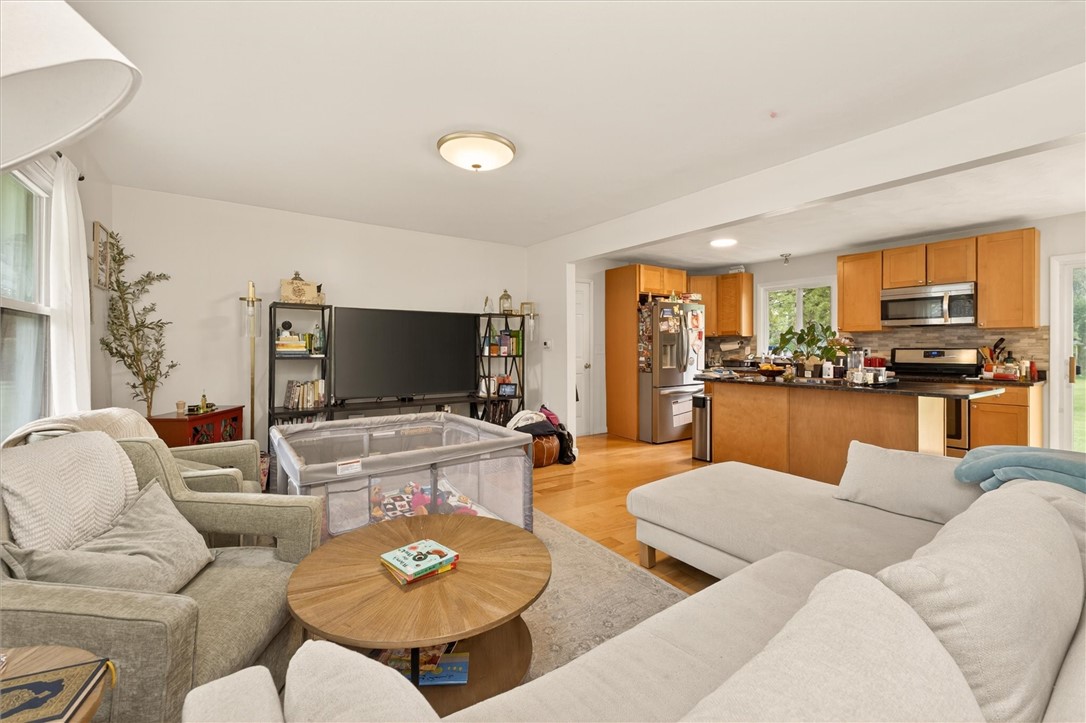 1399 Creek Street Rochester, NY 14625 - Photo 21 of 50