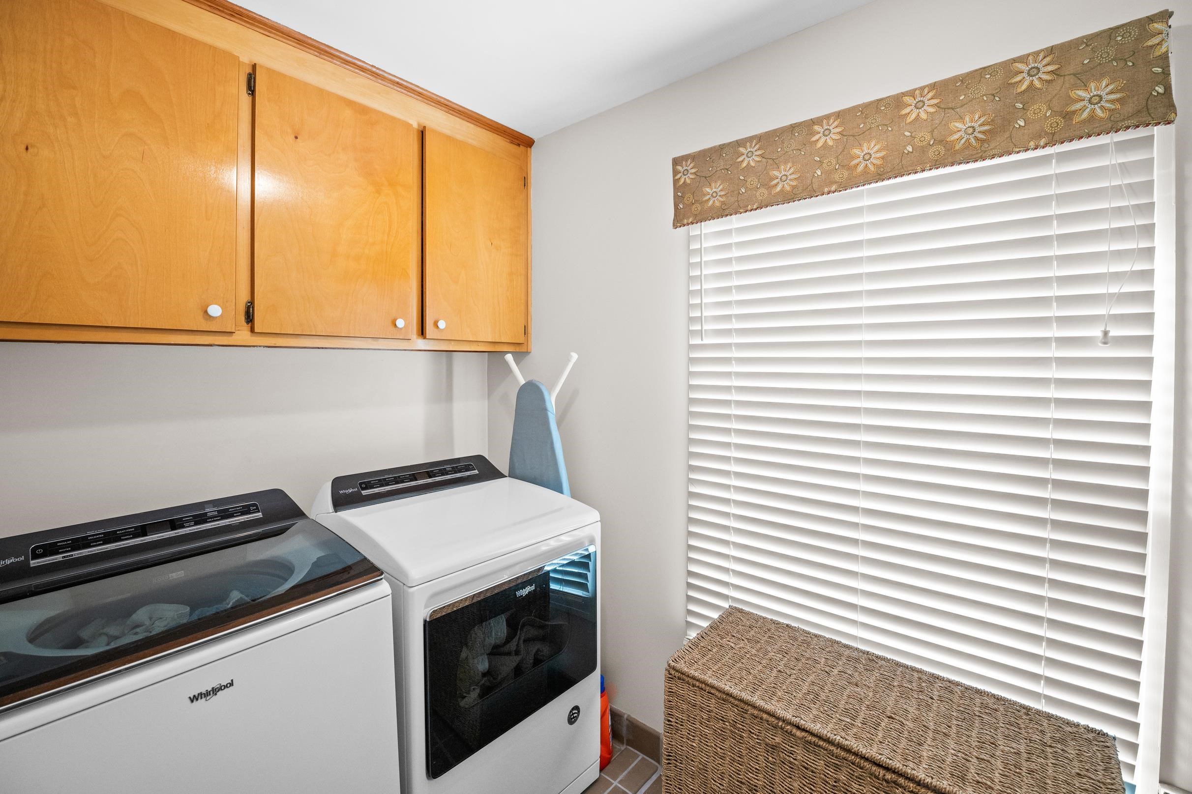 510 Oak Ridge Court West Daphne, AL 36526 - Photo 36 of 50 Laundry