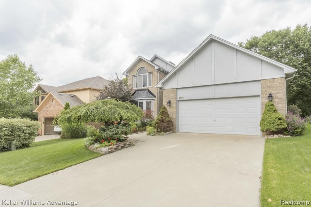 1006 River Mist Drive Rochester, MI 48307 - Photo 32 of 33 3-River Mist Dr_1006.jpg