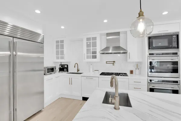 $15,000 | 3210 Palm Drive, Delray Beach, FL 33483