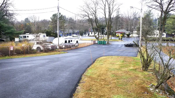 $2,100 | 1342 Highway 44, Unit 1, Pleasant Valley, NY 12569