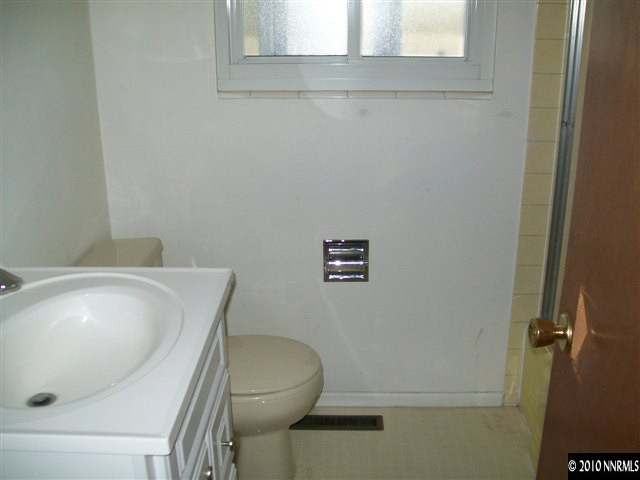 4575 Persimmon Road Reno, NV 89502 - Photo 8 of 13 Photo 8