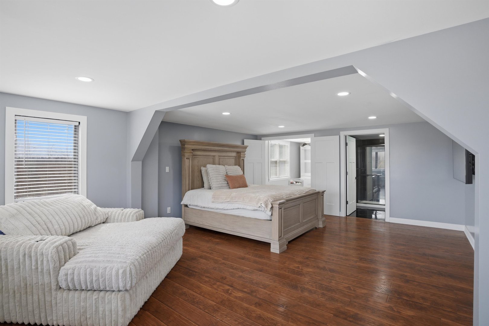 17N620 Ketchum Road Hampshire, IL 60140 - Photo 34 of 50 a spacious bedroom with a bed and a large window