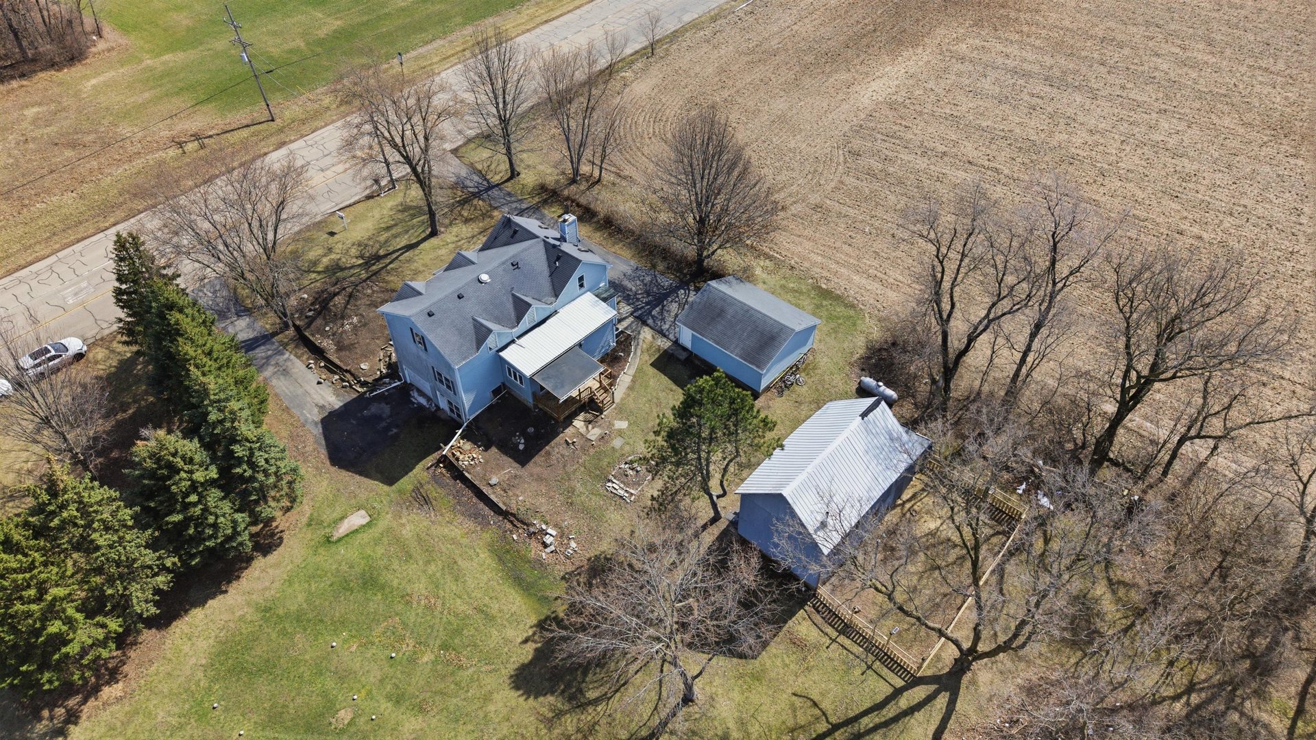 17N620 Ketchum Road Hampshire, IL 60140 - Photo 5 of 50 an aerial view of a house with a yard and parking space