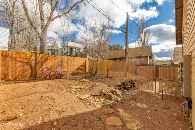 $1,200,000 | 1 East Terrace Avenue, Unit 1&2, Flagstaff, AZ 86001