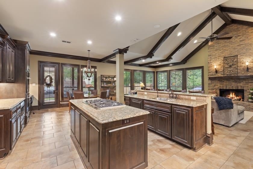 3830 Castle Ridge Drive Longview, TX 75605 - Photo 15 of 39 Gallery Image 15