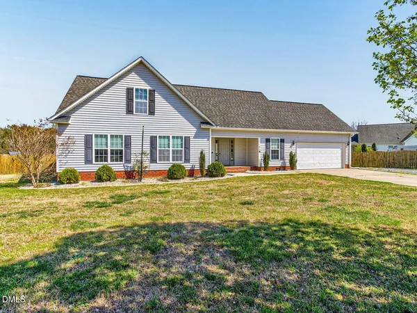 $308,000 | 102 Clayside Drive, Pikeville, NC 27863
