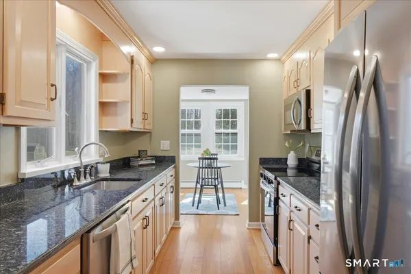 $999,500 | 559 Highway 81, Killingworth, CT 06419