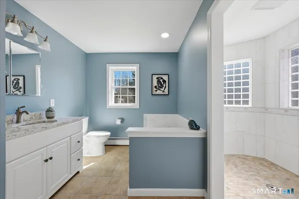 $999,500 | 559 Highway 81, Killingworth, CT 06419