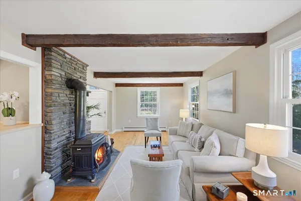 $999,500 | 559 Highway 81, Killingworth, CT 06419