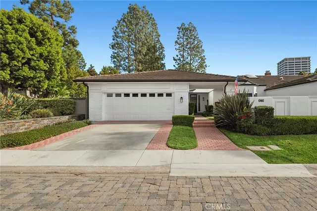 $10,500 | 1 Rue Fontainebleau, Newport Beach, CA 92660