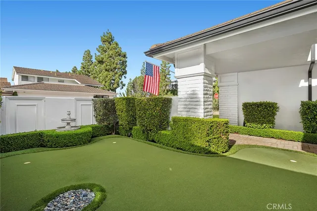 $10,500 | 1 Rue Fontainebleau, Newport Beach, CA 92660