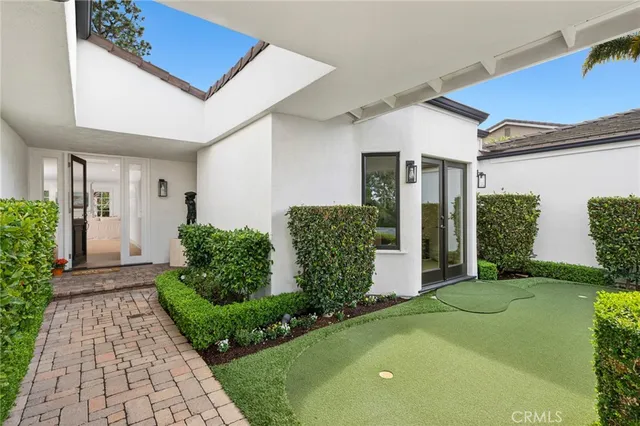 $10,500 | 1 Rue Fontainebleau, Newport Beach, CA 92660