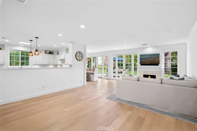 $10,500 | 1 Rue Fontainebleau, Newport Beach, CA 92660