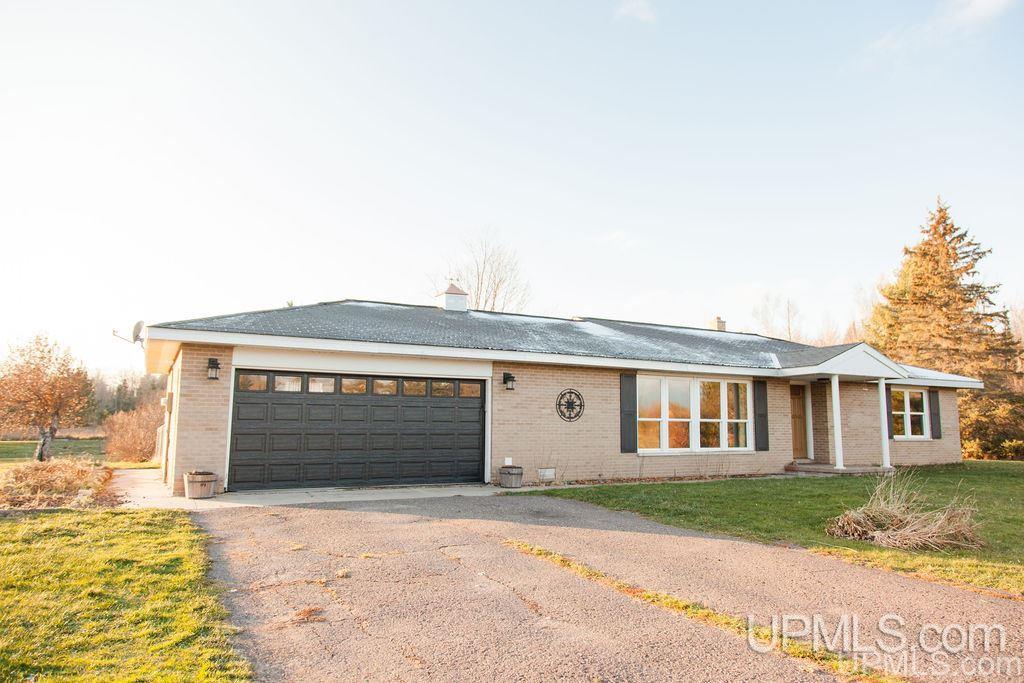 34391 Tapiola Road Chassell, MI 49916 - Photo 5 of 50 Gallery Image 5