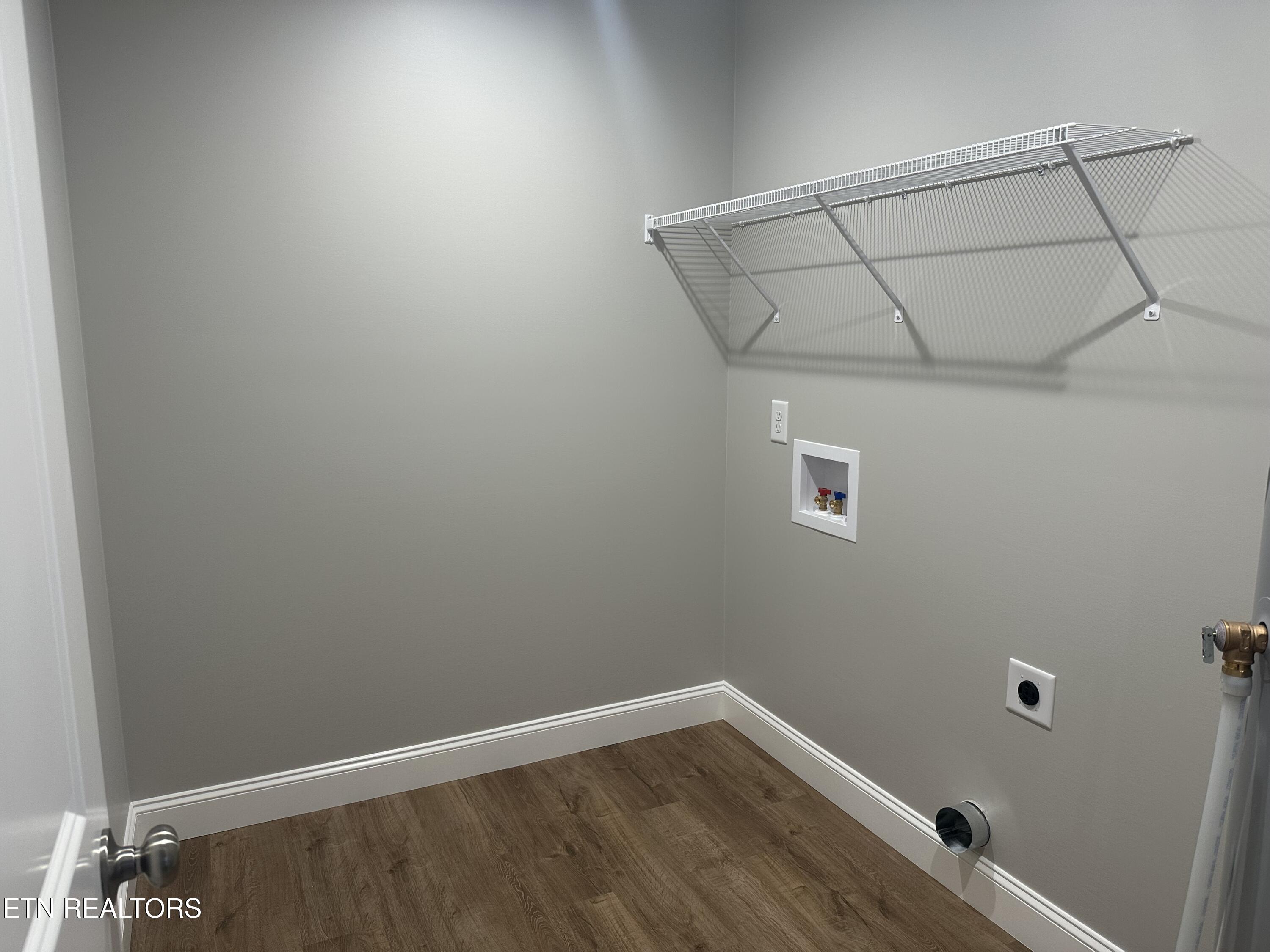 347 Green Acres Road Maynardville, TN 37807 - Photo 6 of 10 Laundry Room