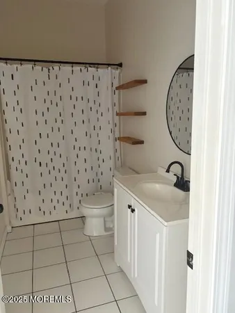 $2,600 | 29 East Front Street, Unit C, Red Bank, NJ 07701