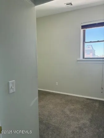 $2,600 | 29 East Front Street, Unit C, Red Bank, NJ 07701