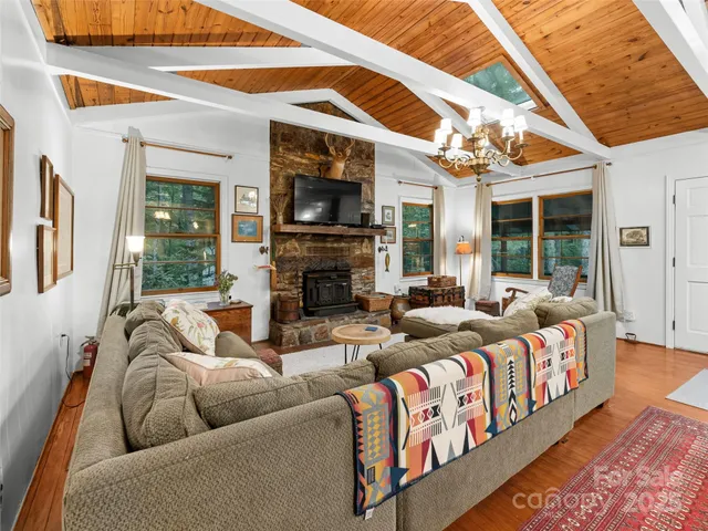 $595,000 | 210 Ballard Road, Brevard, NC 28712