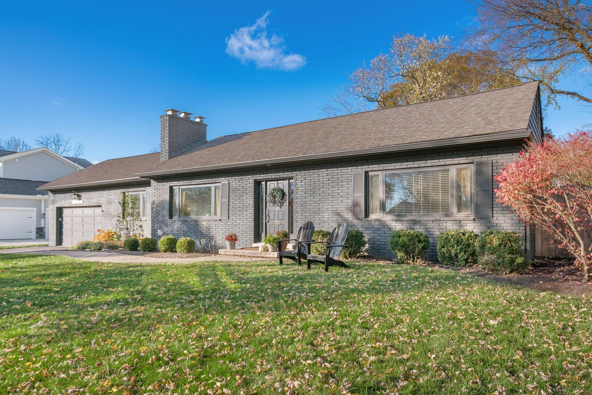 2470 Dorset Road Columbus, OH 43221 - Photo 3 of 52 003_e537d_L 2470 Dorset Rd003