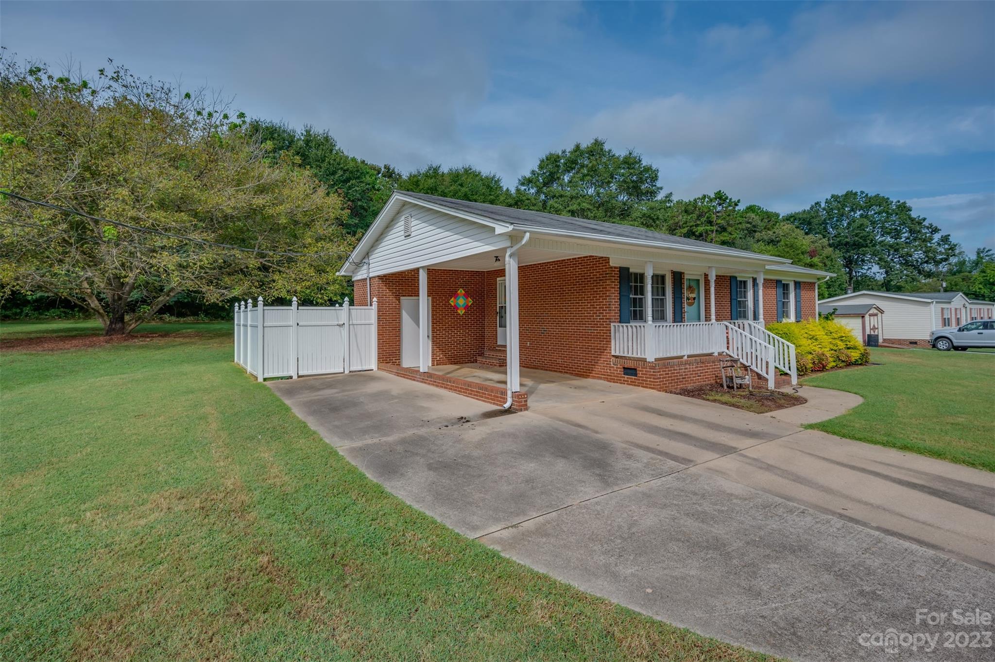 706 Whitaker Road Shelby, NC 28152 - Photo 3 of 21 Gallery Image 3