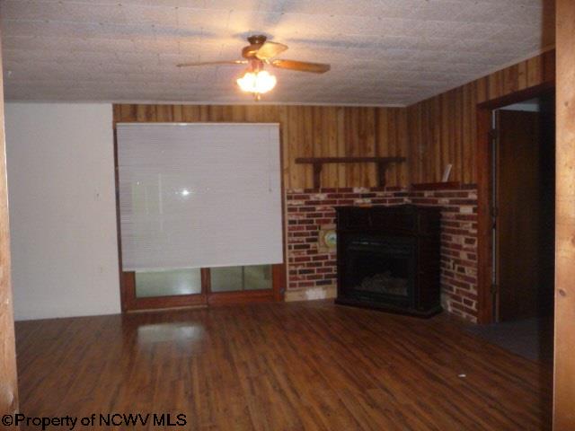 1932 Crooked Run Road Clarksburg, WV 26301 - Photo 12 of 14 Gallery Image 12