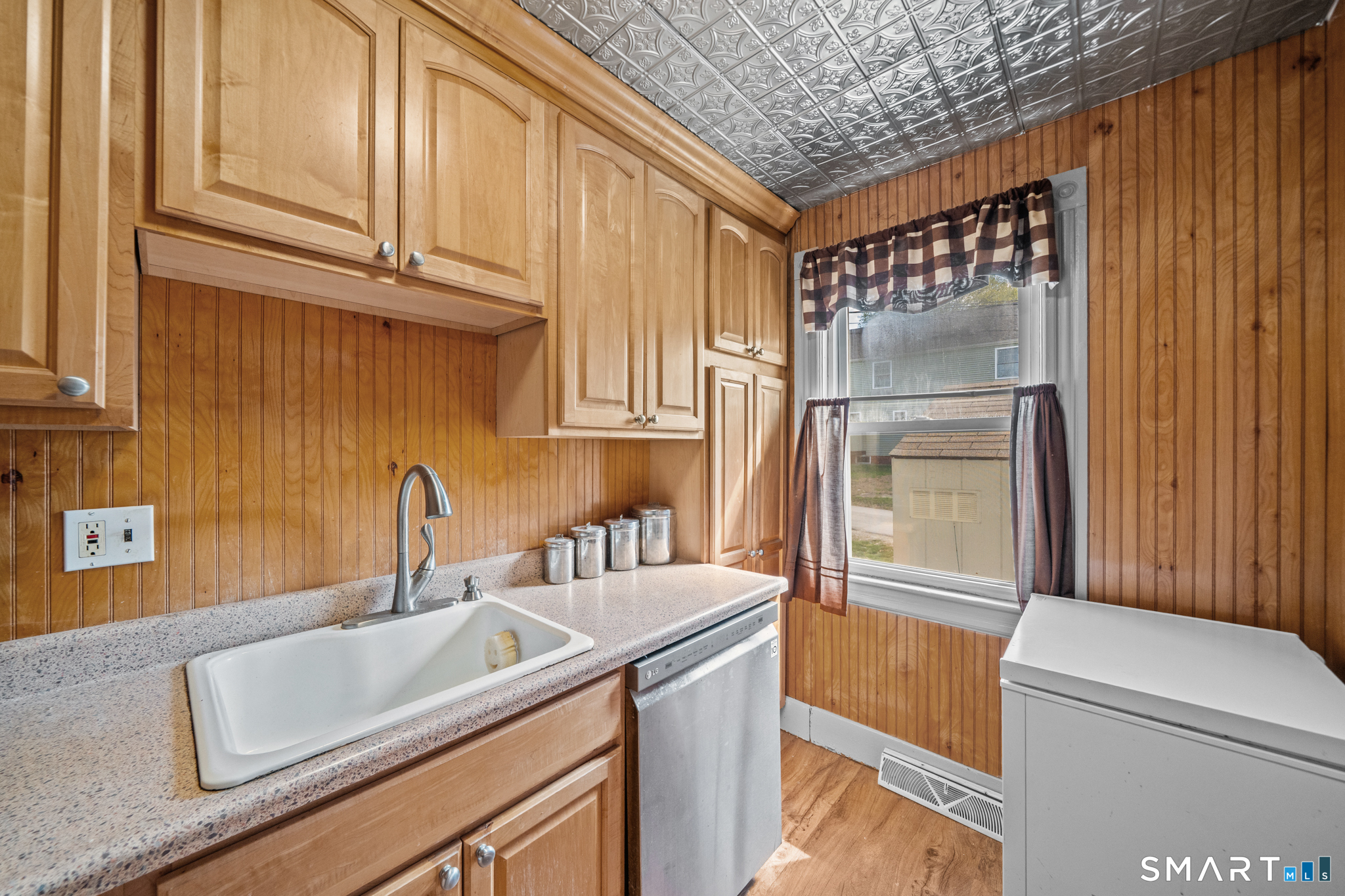 5 8th Street Plainfield, CT 06374 - Photo 2 of 40 a kitchen with stainless steel appliances granite countertop a sink and a refrigerator