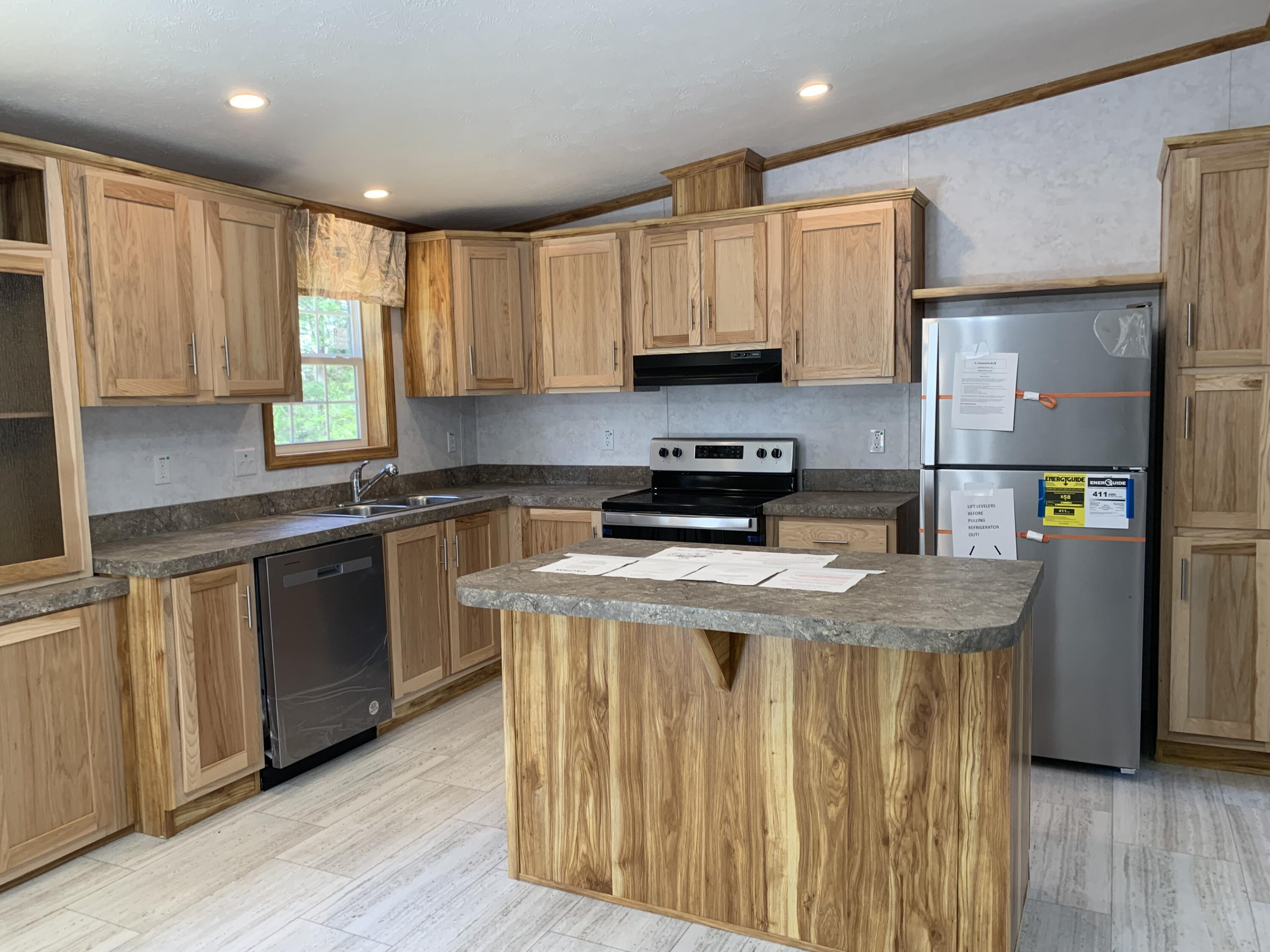 152 Upper Middle Road Lebanon, ME 04027 - Photo 7 of 17 IMG_7050