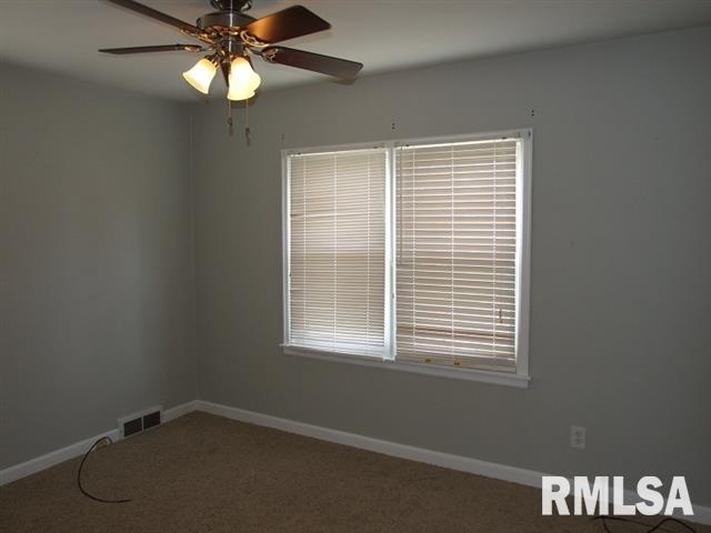 2502 Jersey Ridge Road Davenport, IA 52803 - Photo 13 of 21 Gallery Image 13