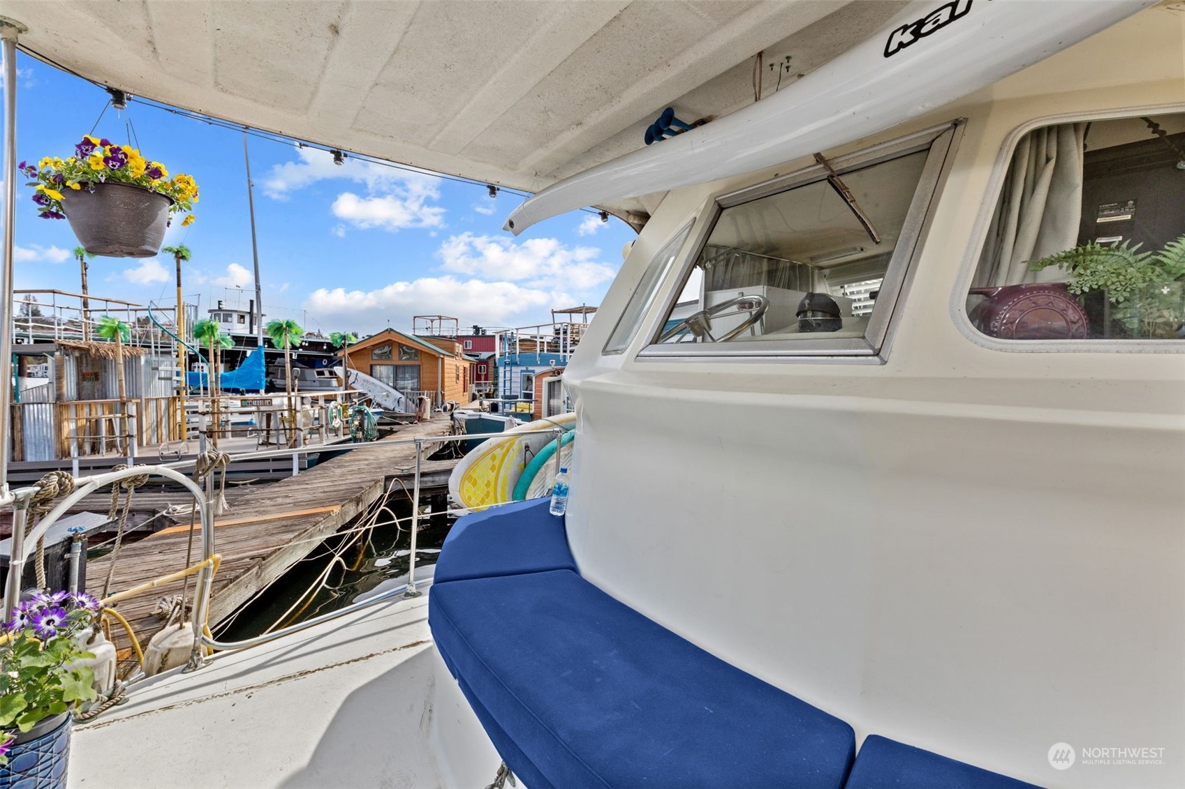 2401 North Northlake Way, Unit E6 Seattle, WA 98103 - Photo 14 of 25 a view of gym equipment and children play room