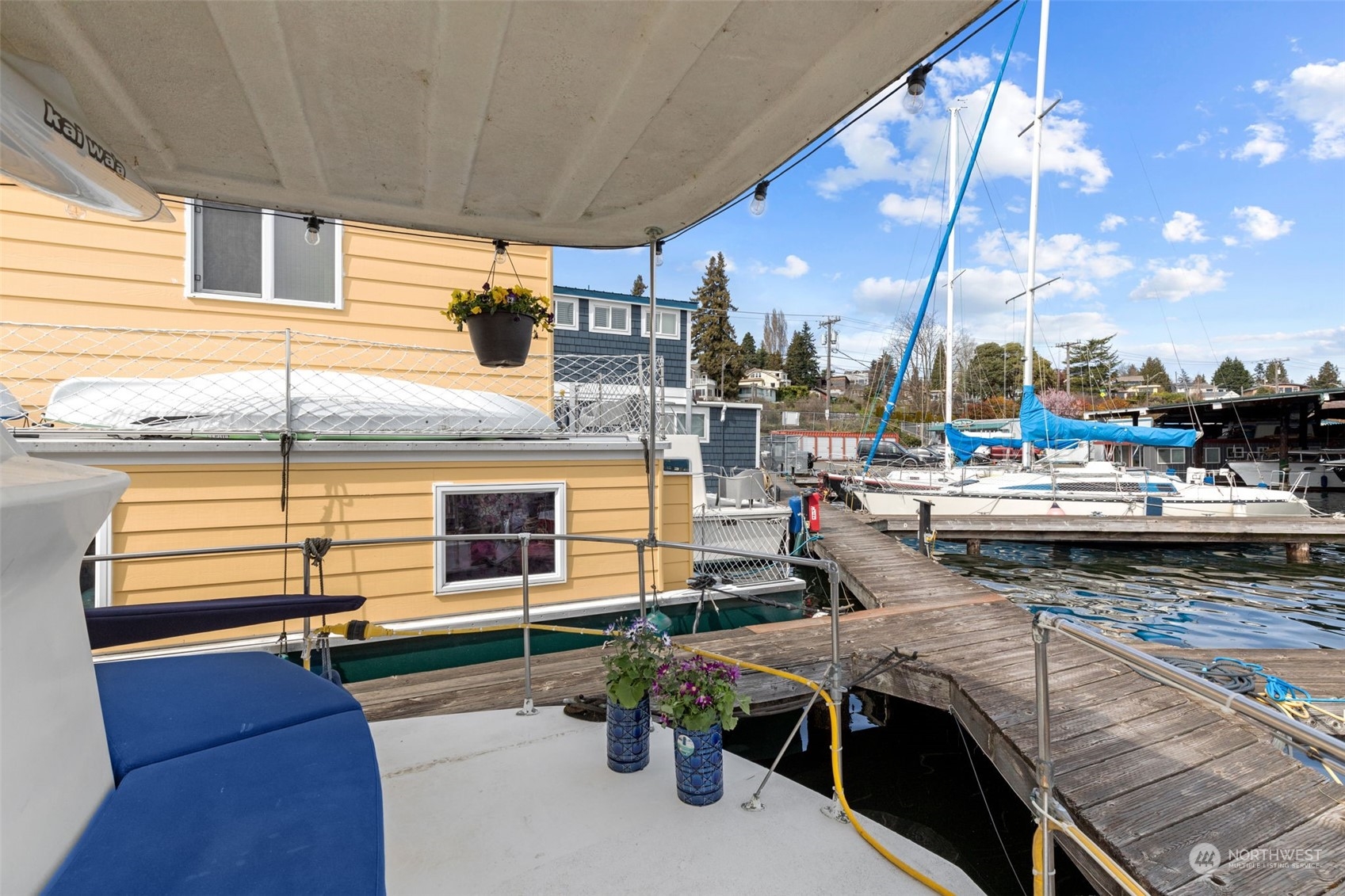 2401 North Northlake Way, Unit E6 Seattle, WA 98103 - Photo 15 of 25