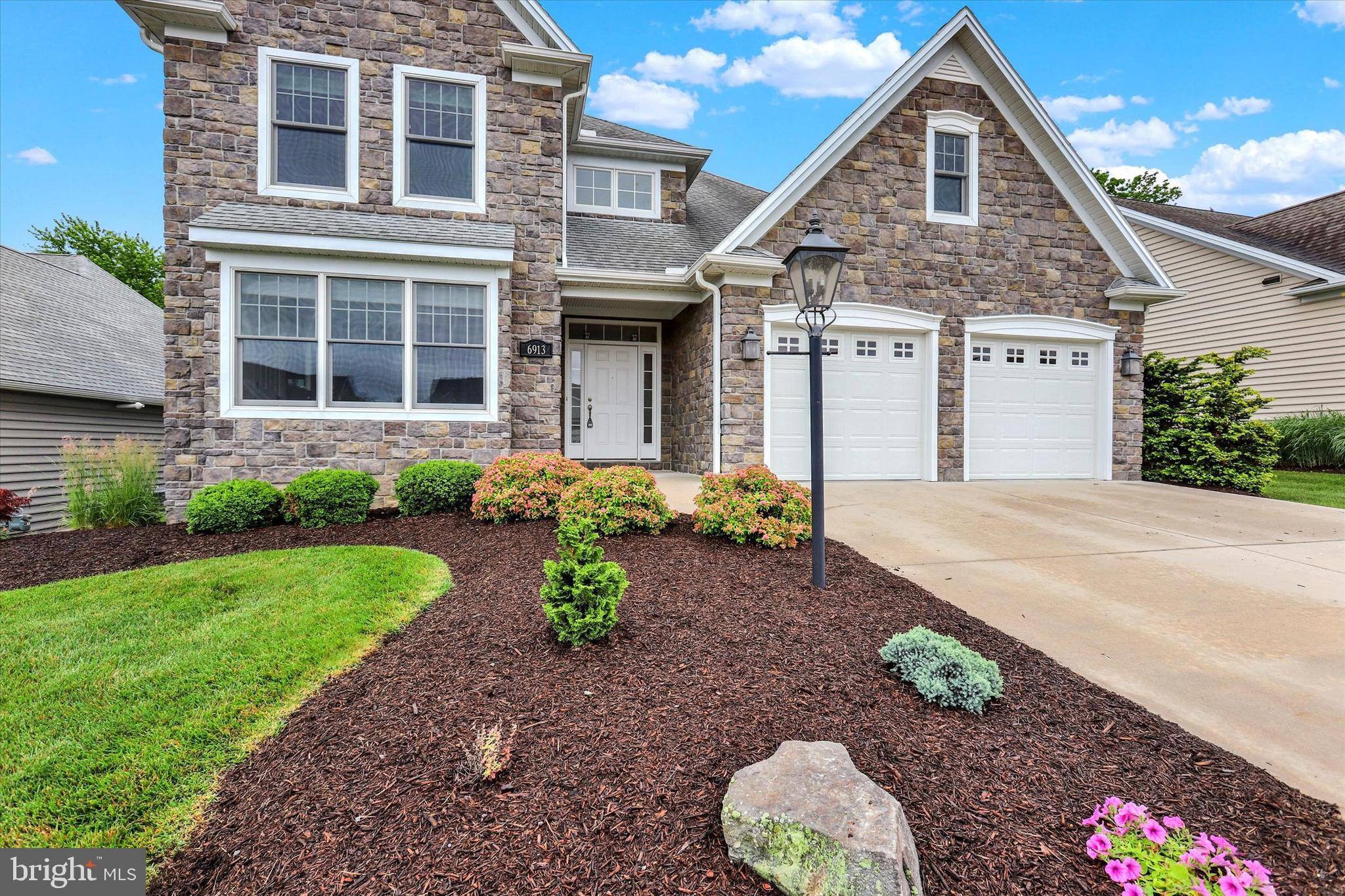 6913 Old Course Road Fayetteville, PA 17222 - Photo 2 of 28 Exterior Front