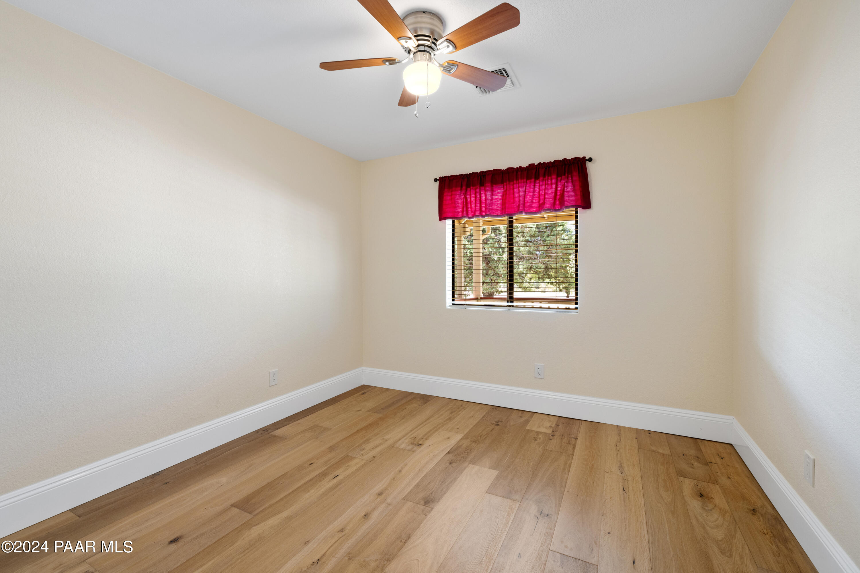 2600 West Bard Ranch Road Prescott, AZ 86305 - Photo 19 of 42 063_Bedroom 1