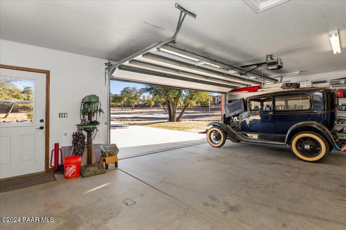 2600 West Bard Ranch Road Prescott, AZ 86305 - Photo 27 of 42 2.5 CAR ATTACHED GARAGE
