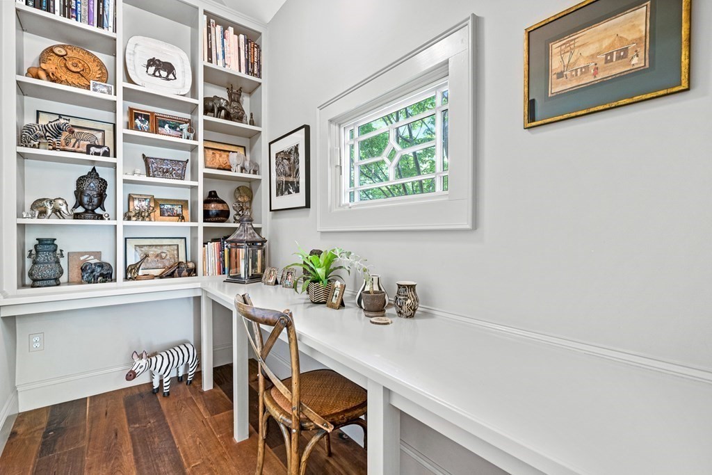 25 Emerson Road Wellesley, MA 02481 - Photo 22 of 42 a view of a workspace