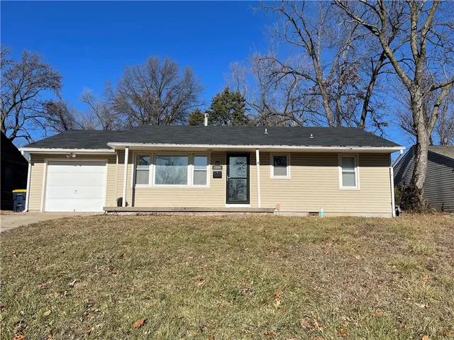 $210,000 | 2004 Northeast 54th Street, Kansas City, MO 64118
