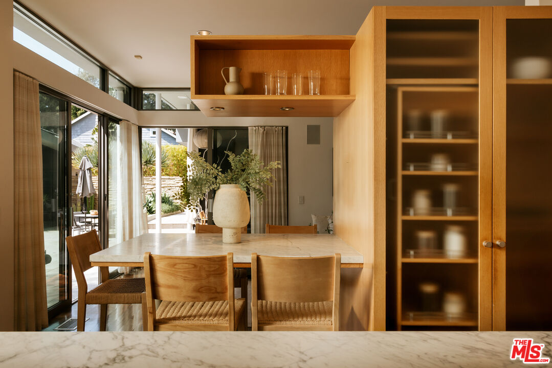 43 Haldeman Road Santa Monica, CA 90402 - Photo 11 of 42