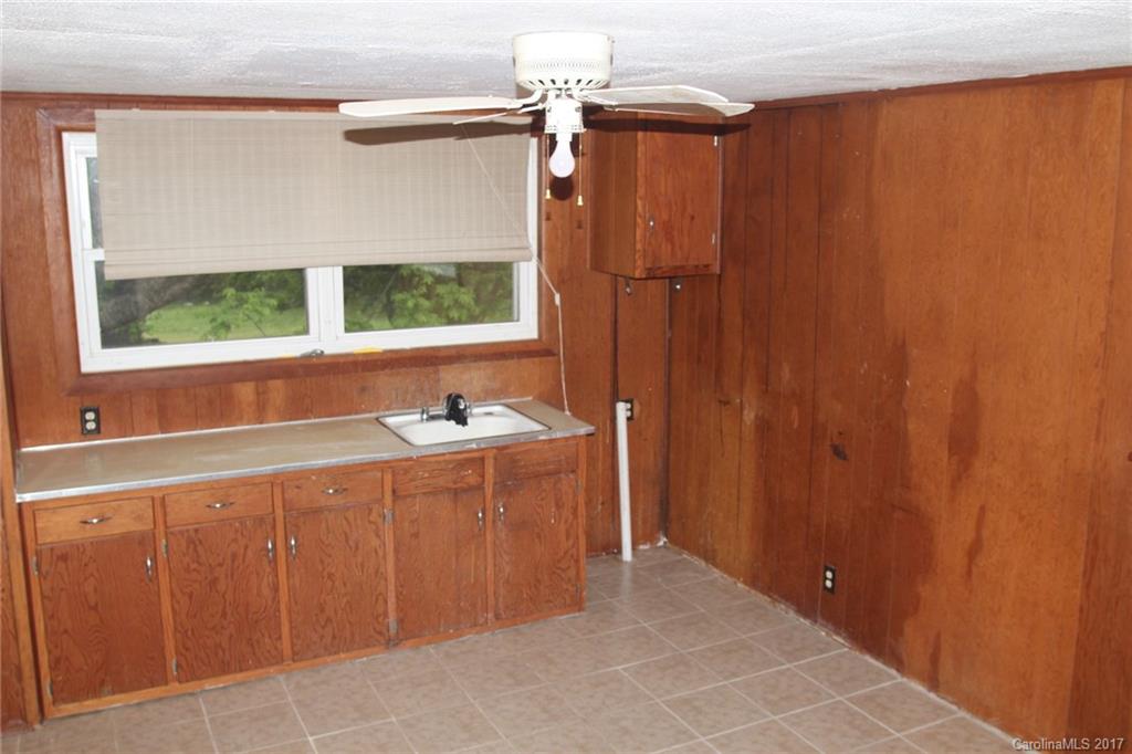 3749 Killian Road Lincolnton, NC 28092 - Photo 11 of 24 Gallery Image 11