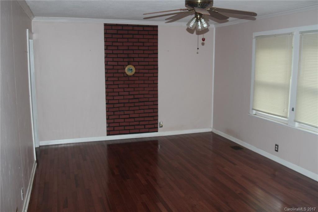 3749 Killian Road Lincolnton, NC 28092 - Photo 7 of 24 Gallery Image 7