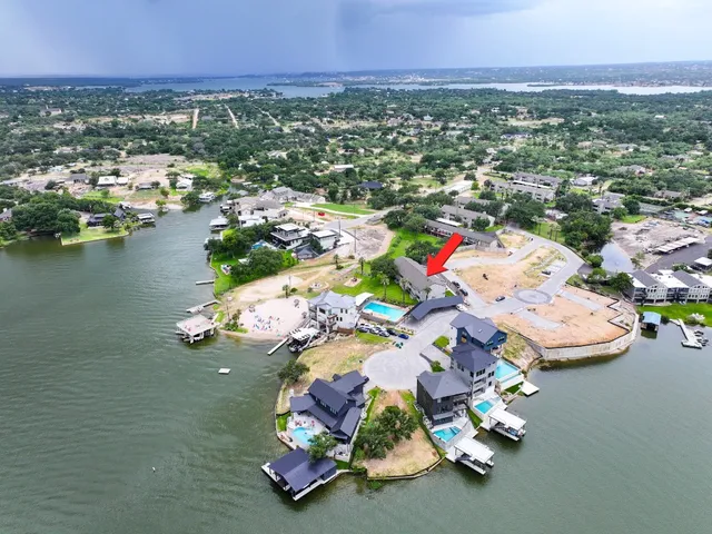 $389,000 | 604 Highcrest Drive, Unit 722, Granite Shoals, TX 78654