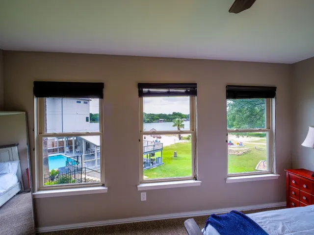 $389,000 | 604 Highcrest Drive, Unit 722, Granite Shoals, TX 78654